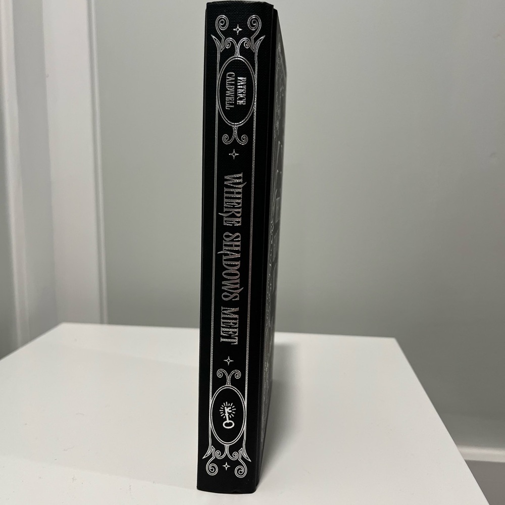 Where Shadows Meet FairyLoot Exclusive Edition - Picture 6 of 9